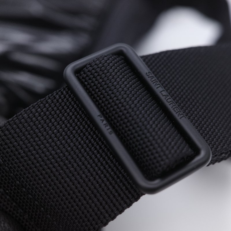 Saint Laurent 聖羅蘭 Bodybag 黑色 漆皮機能 腰包 胸包-9