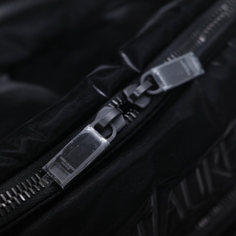 Saint Laurent 聖羅蘭 Bodybag 黑色 漆皮機能 腰包 胸包-14