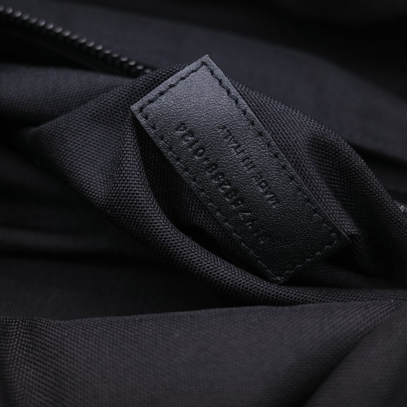 Saint Laurent 聖羅蘭 Bodybag 黑色 漆皮機能 腰包 胸包-17