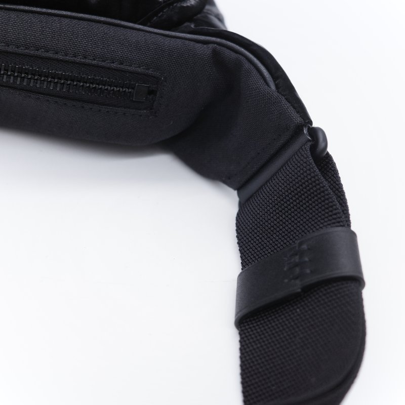 Saint Laurent 聖羅蘭 Bodybag 黑色 漆皮機能 腰包 胸包-21