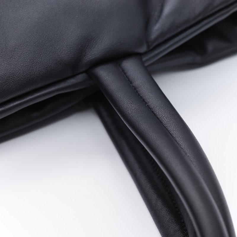 Saint Laurent 聖羅蘭 Puffer logo 黑色 壓花羊皮 托特包 肩背包-12