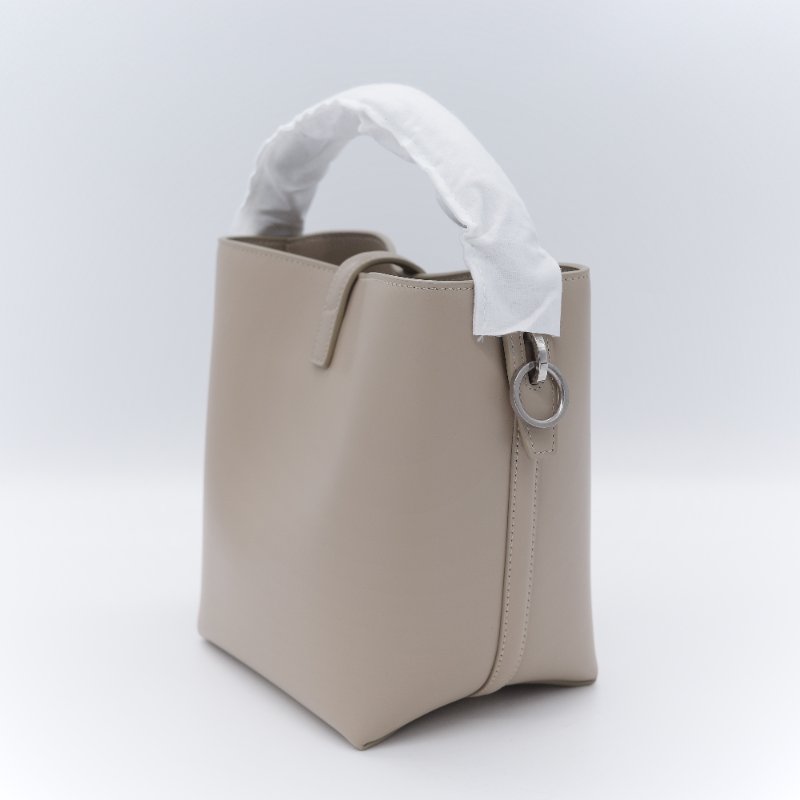 Saint Laurent 聖羅蘭 Le 37 米色 Queens 小牛皮 小型水桶包-6