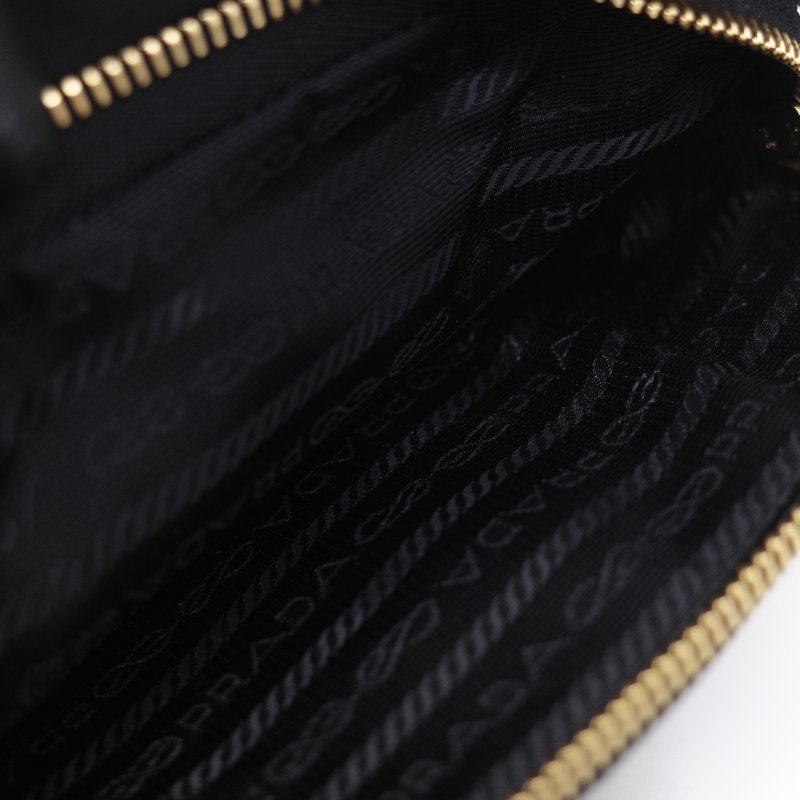 Prada普拉達 Re-Nylon 黑色 尼龍 拋光牛皮拉鍊外袋 半月形手提包斜背兩用包-18