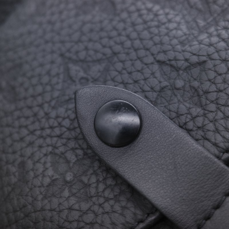 Louis Vuitton 路易威登 Christopher PM 黑色 顆粒小牛皮壓花登山後背包-16