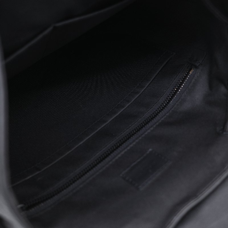 Louis Vuitton 路易威登 Christopher PM 黑色 顆粒小牛皮壓花登山後背包-32