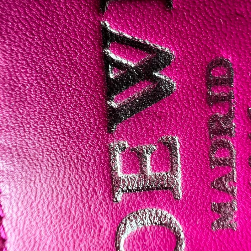 LOEWE 蜥蜴皮手提包-1