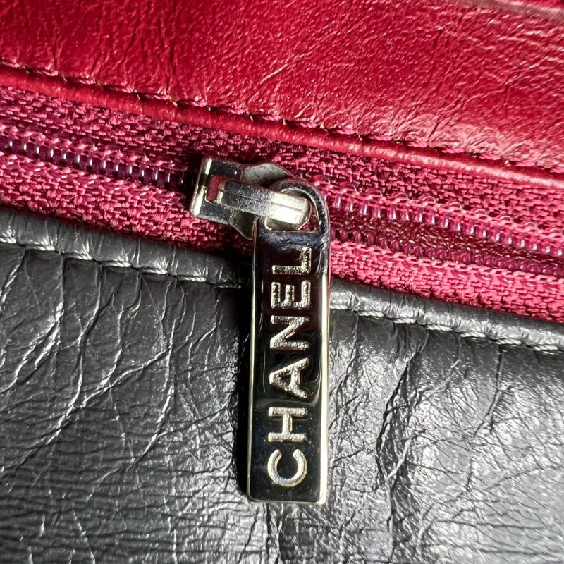 CHANEL 菱格紋大雙 C 鍊條包-12