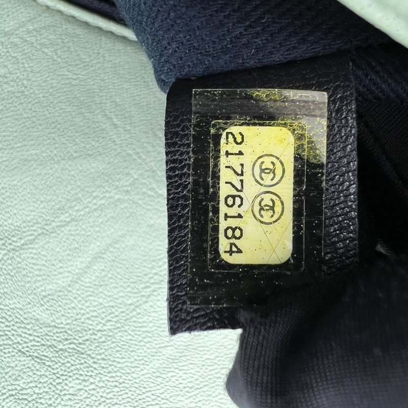 CHANEL V 形縫線 CF 鍊條包-5