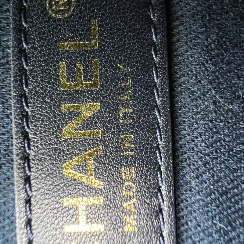 CHANEL V 形縫線 CF 鍊條包-6