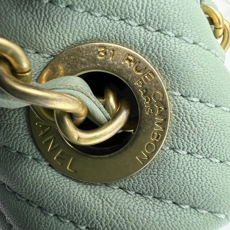 CHANEL V 形縫線 CF 鍊條包-15