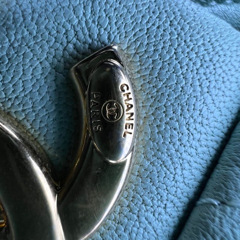 CHANEL V 形縫線 CF 鍊條包-18