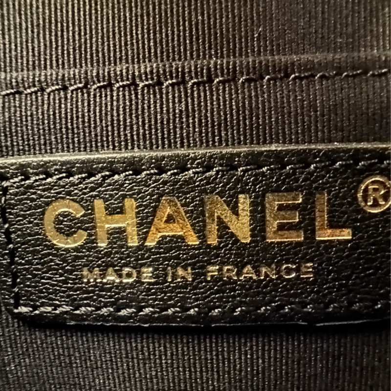 Chanel 黑金雙口袋相機包(炸藥包)晶片款-10
