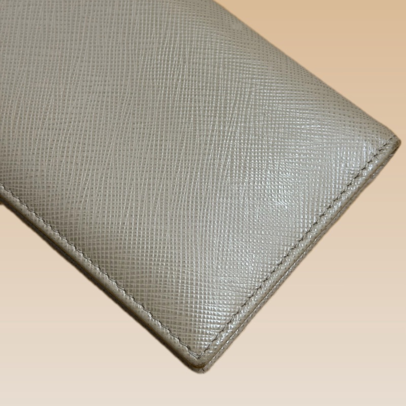 Prada 杏色中長款錢包-2