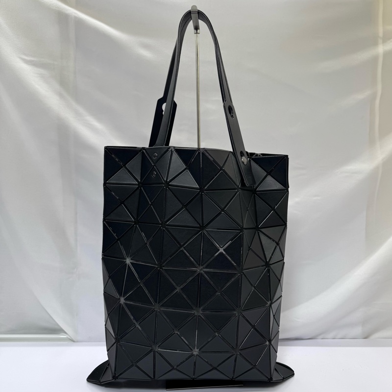 ISSEY MIYAKE  三宅一生 BAO BAO 托特包黑色-1