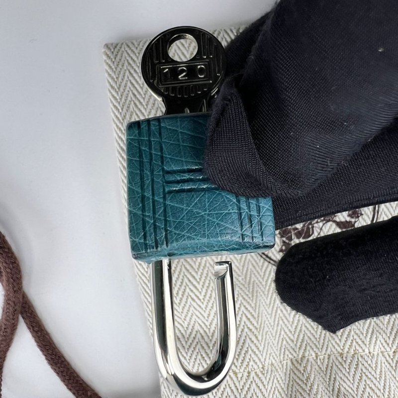 Hermès 珍稀鴕鳥皮手提水桶包-17