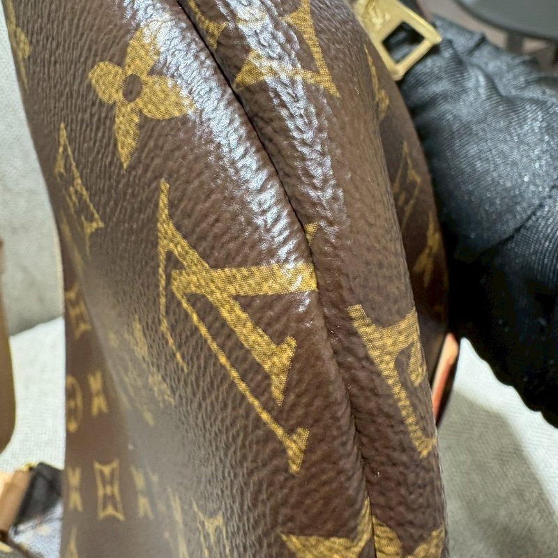 Louis Vuitton Monogram 胸包 晶片款-3