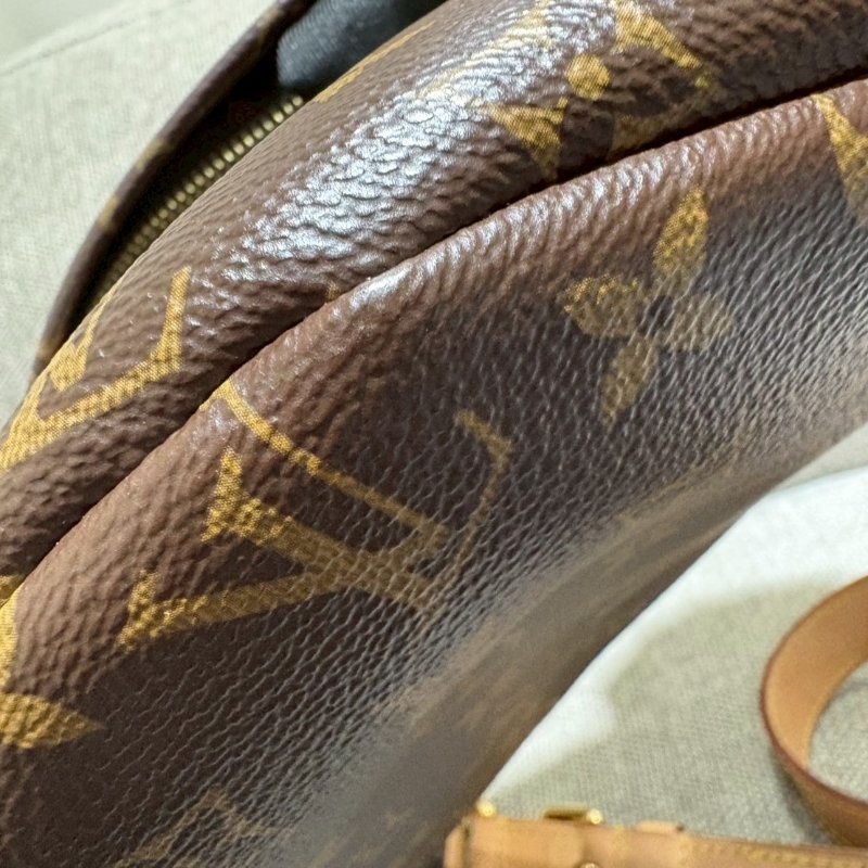 Louis Vuitton Monogram 胸包 晶片款-10