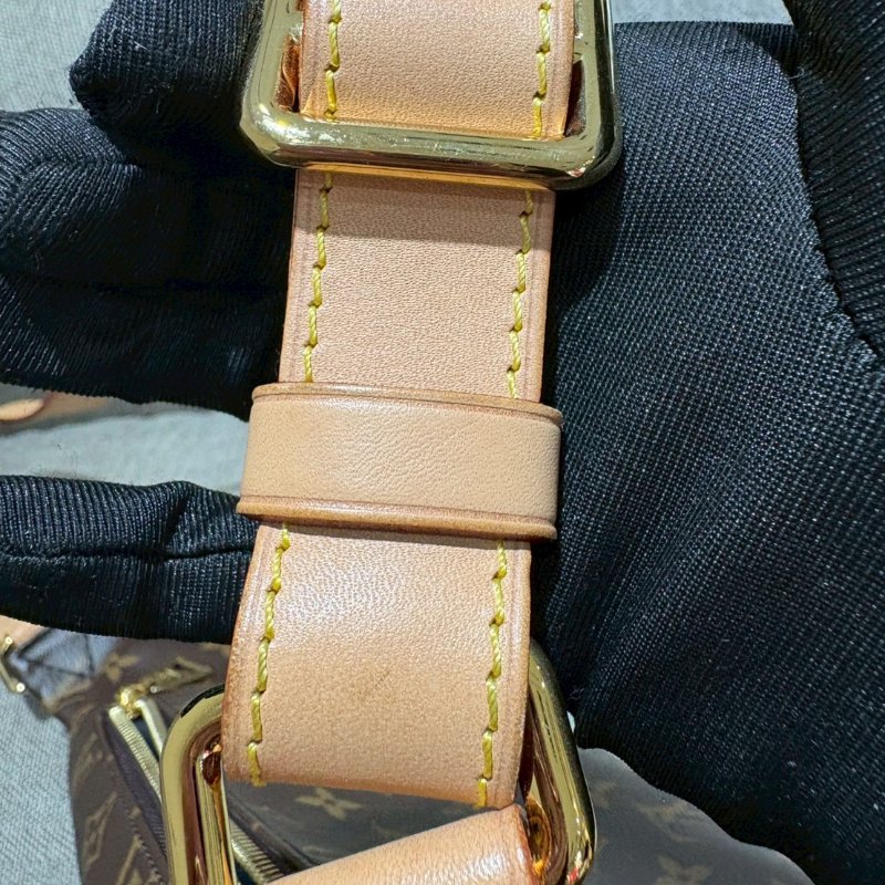 Louis Vuitton Monogram 胸包 晶片款-12