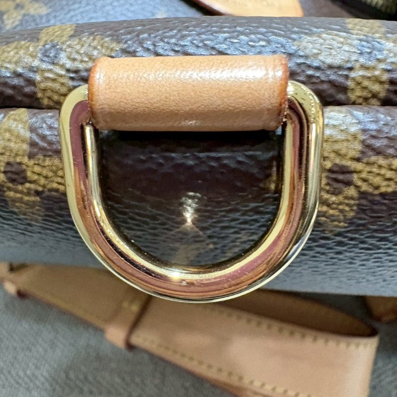 Louis Vuitton Monogram 胸包 晶片款-16