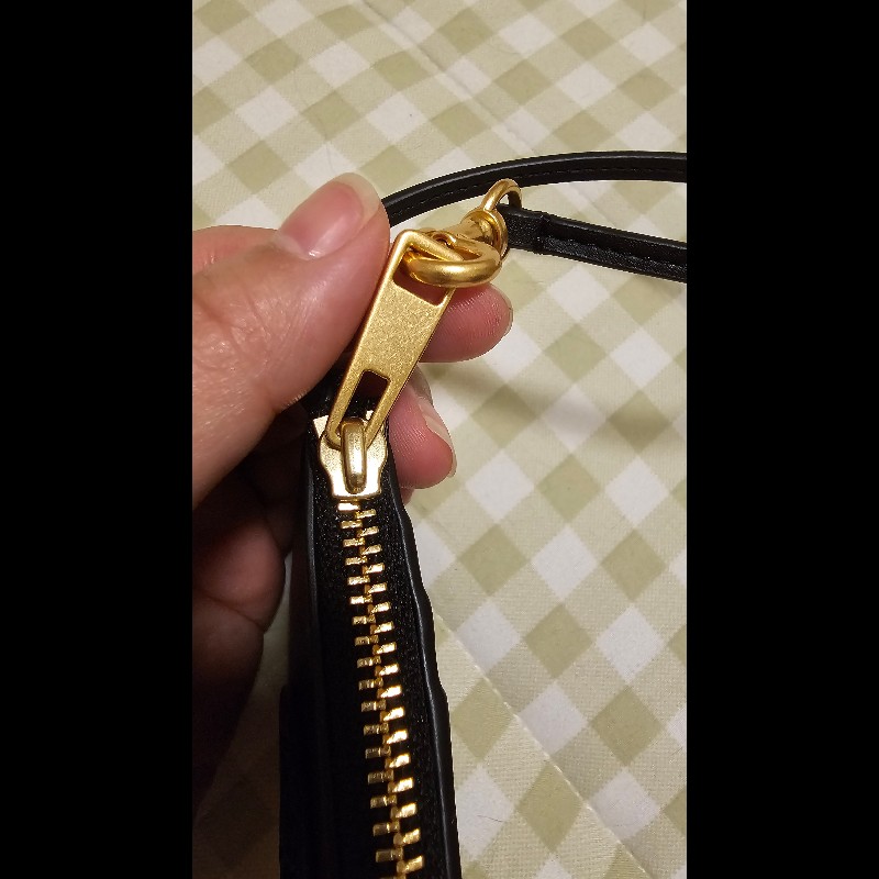 TORY BURCH Ella Bio 可吊掛雙T徽標皮革拉鍊卡片夾/零錢包(黑色)-4