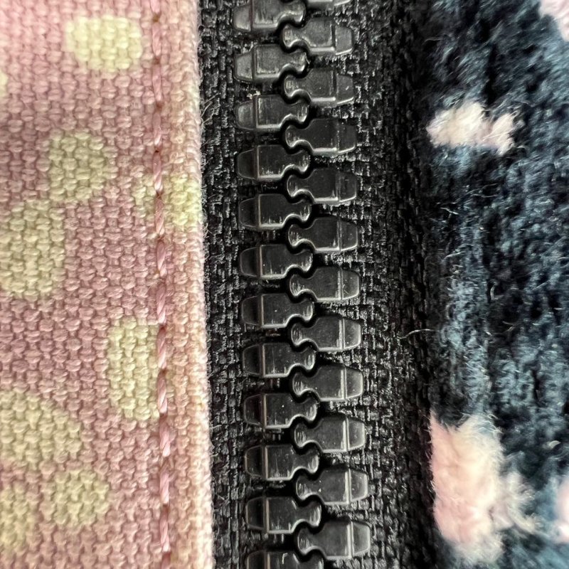 CHANEL 粉黑拼色帆布托特包-16