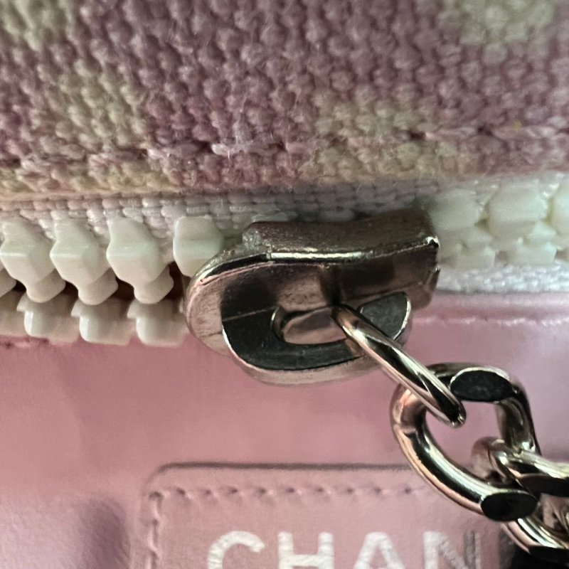 CHANEL 粉黑拼色帆布托特包-19