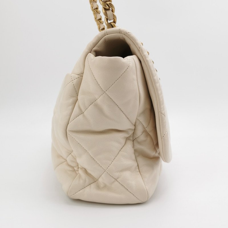 Chanel 19BagMaxi皮菱格絎縫穿皮雙C扣斜背包單肩包-3