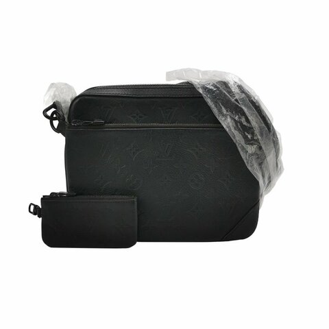 Louis Vuitton (LV)Trio牛皮純色老花壓紋子母包斜背包晶片款: