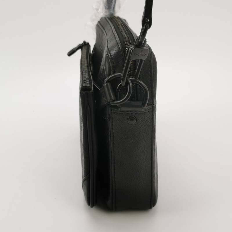 Louis Vuitton (LV)Trio牛皮純色老花壓紋子母包斜背包晶片款:-2