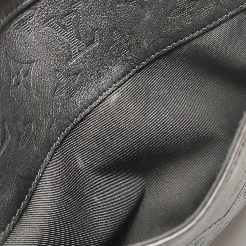 Louis Vuitton (LV)Trio牛皮純色老花壓紋子母包斜背包晶片款:-11