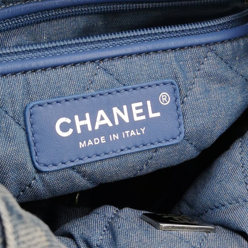 Chanel 22Bag牛仔褲拼色字母Logo雙肩包-7