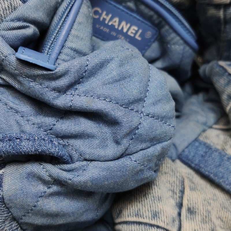 Chanel 22Bag牛仔褲拼色字母Logo雙肩包-8