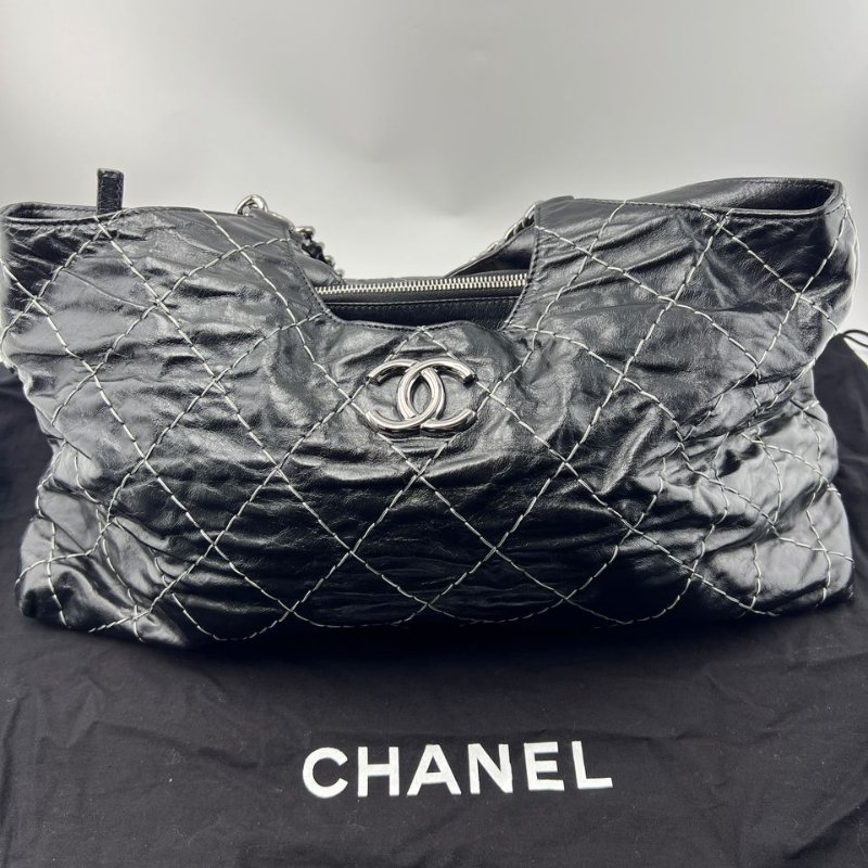 CHANEL 明線菱格紋大號手拿包-0