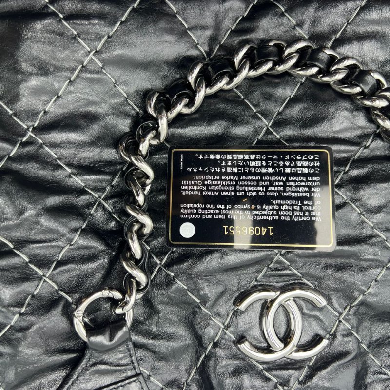 CHANEL 明線菱格紋大號手拿包-1