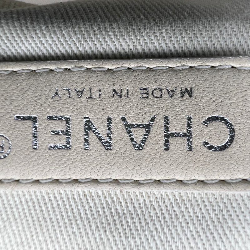 CHANEL 明線菱格紋大號手拿包-3