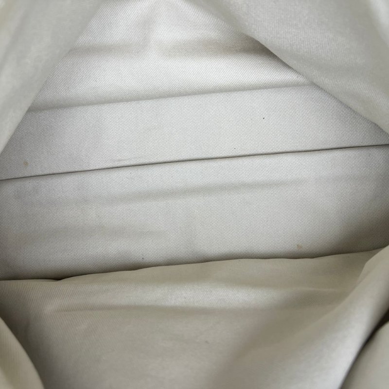 CHANEL 明線菱格紋大號手拿包-13