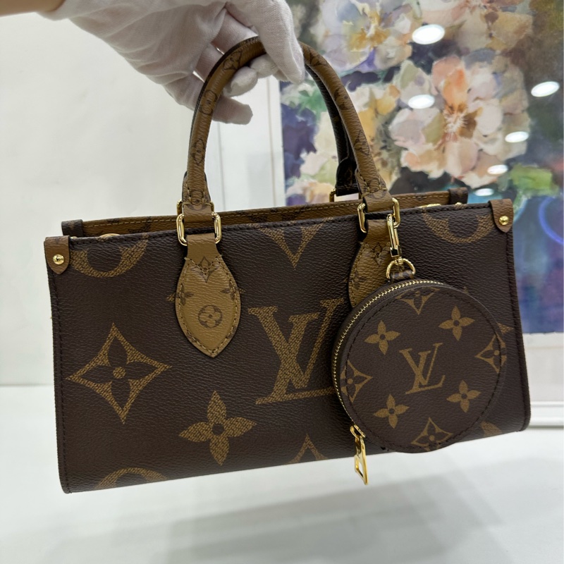 LV路易威登橫版onthego 托特包背法多樣 有購證-6