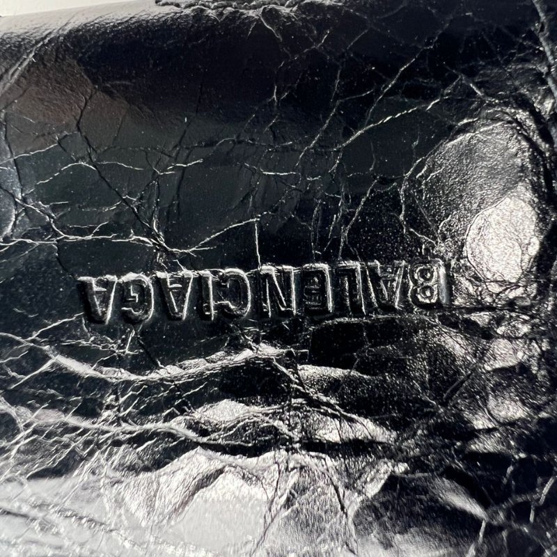 Balenciaga 鉚釘做舊斜挎小方包-2