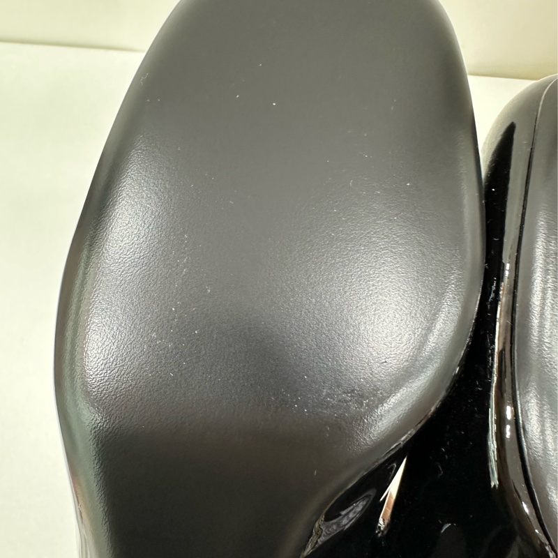 Prada黑色漆皮瑪莉珍鞋 36碼 閒置-5