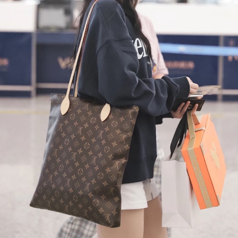 LV原花一字拉Carry it雙耳肩背包M45199-1