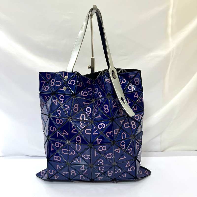 ISSEY MIYAKE  三宅一生 BAO BAO 托特數字包  靛藍/粉色-1