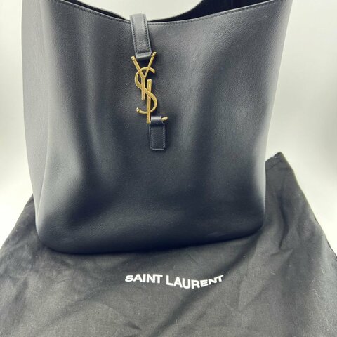 Saint Laurent 黑色粒面皮革水桶包