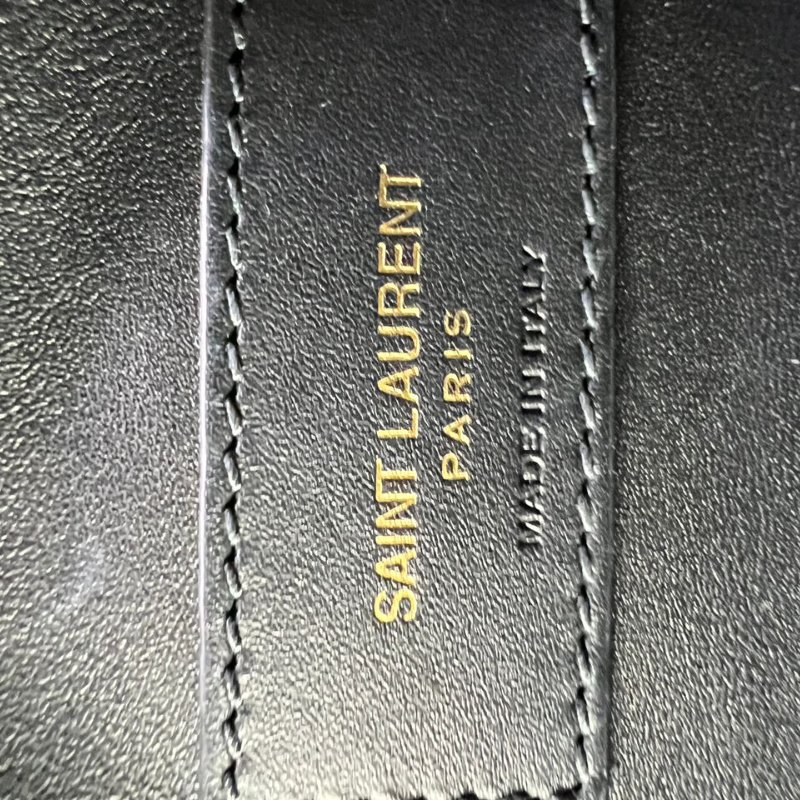 Saint Laurent 黑色粒面皮革水桶包-1