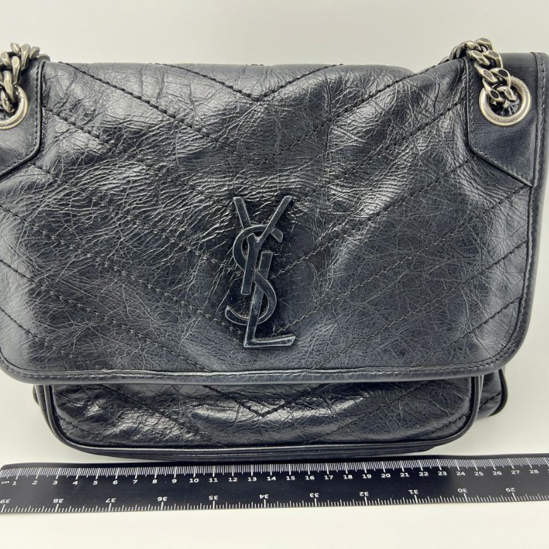 Saint Laurent Niki 油蠟皮鍊條包-8