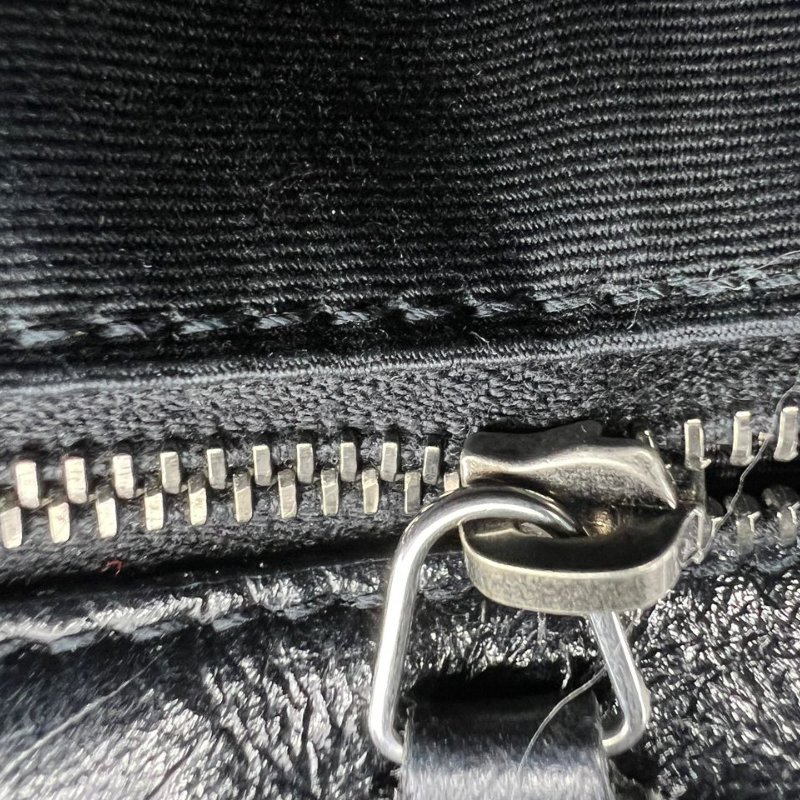 Saint Laurent Niki 油蠟皮鍊條包-20