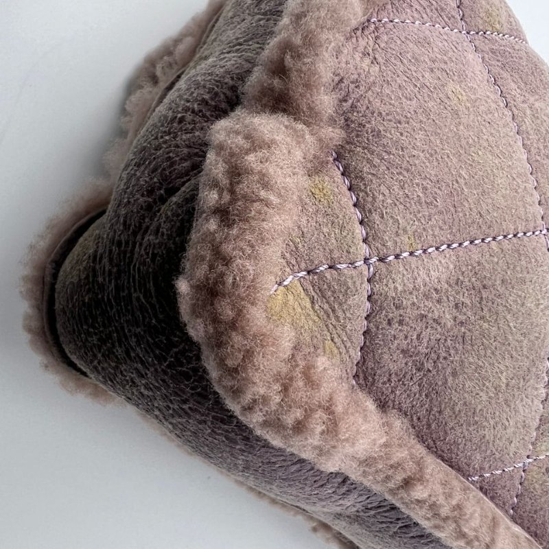 CHANEL 麂皮毛絨邊 CF 手拿包-8