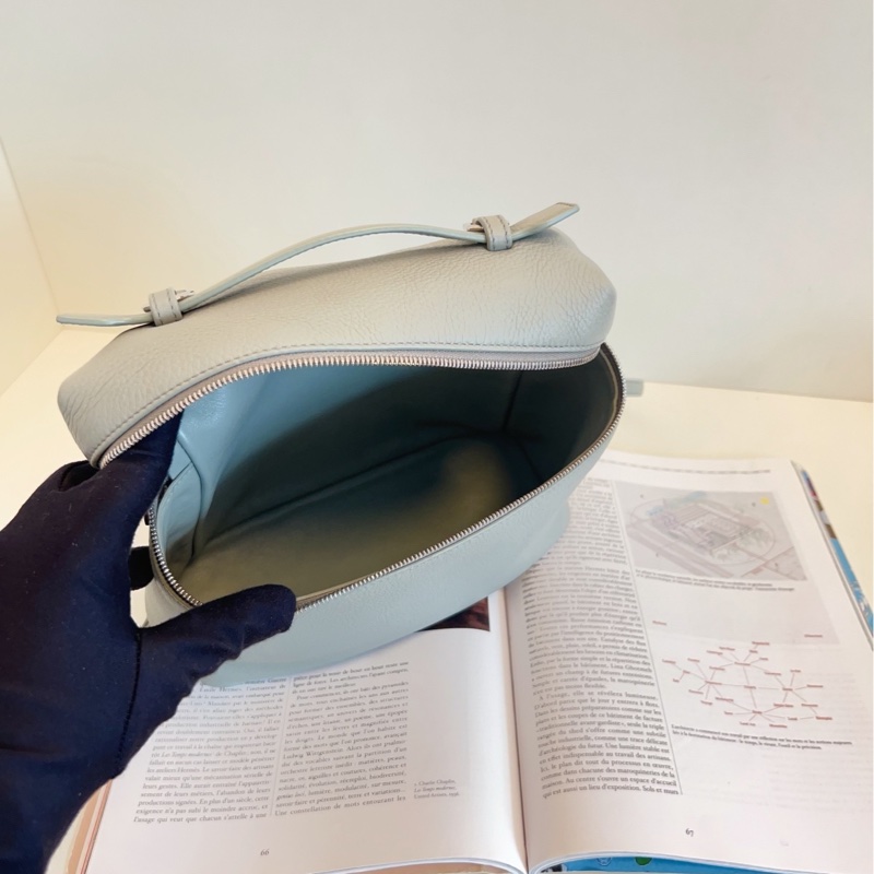 【98新🆕】Loro Piana Extra Pocket L23.5 LP 飯盒雙肩包 小號 small-6