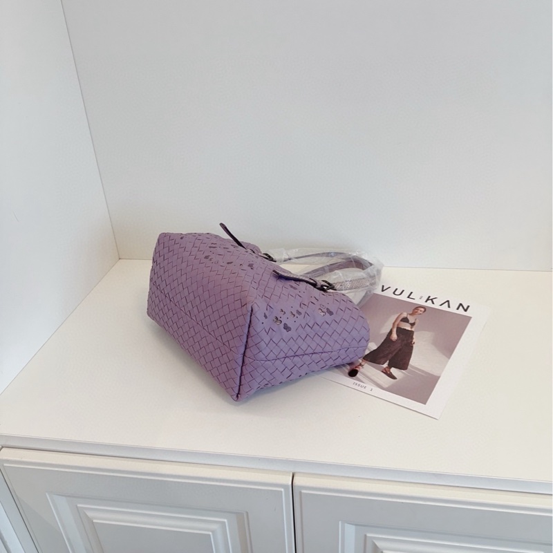 【98新🆕】BV 淺紫色💜經典編織 鏤空蝴蝶 蜥蜴壓紋手提 小托特tote-5