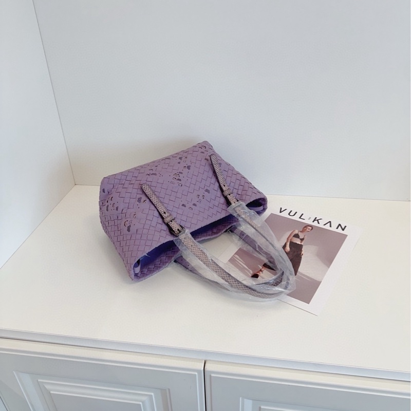 【98新🆕】BV 淺紫色💜經典編織 鏤空蝴蝶 蜥蜴壓紋手提 小托特tote-6