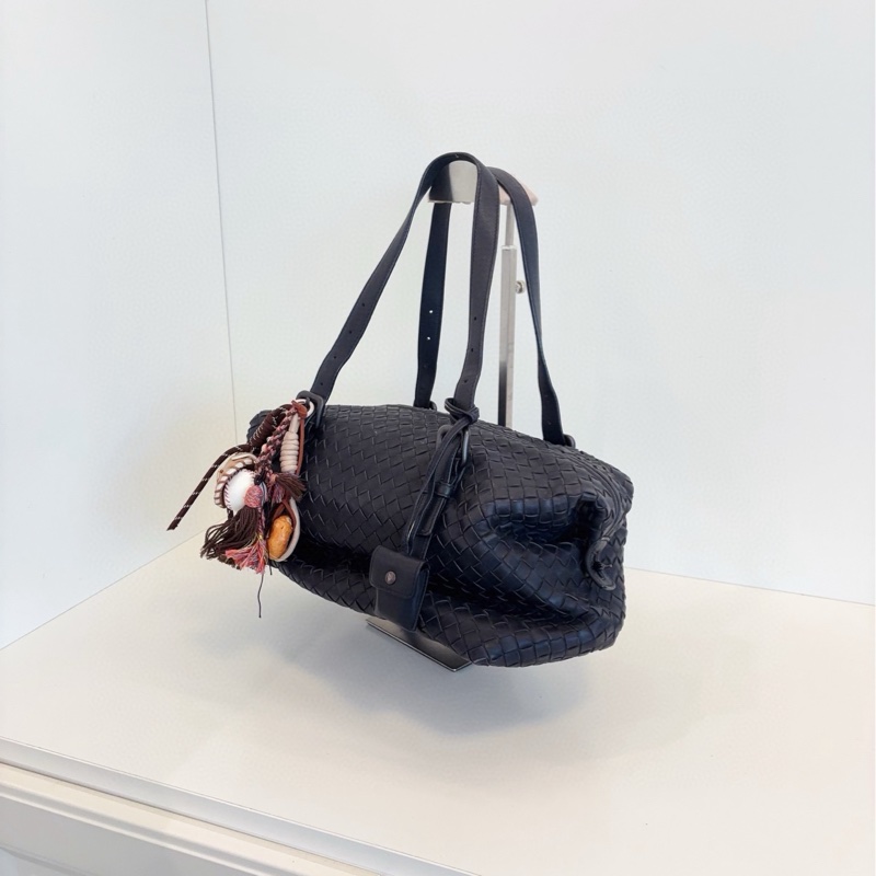 【97新🆕】BV 🖤黑色編織波士頓包 經典Intrecciato編織工藝 手感柔軟又耐用 簡約大氣手提包 單肩包-2